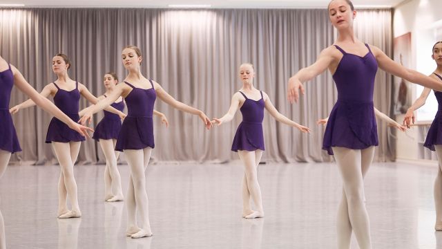 Australian Ballet School | Stage Whispers